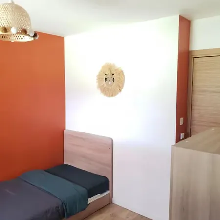 Maison Familiale A 6 Minutes De L'ocean Vakantiehuis